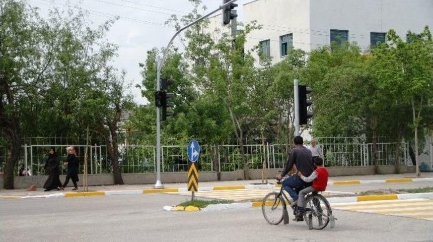 Van&rsquo;a İlk Sinyalizasyon Sistemli Kavşak
