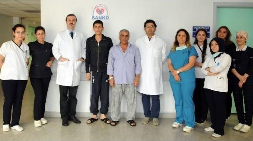 Babasının B&ouml;breğiyle Yeniden Hayata Tutundu