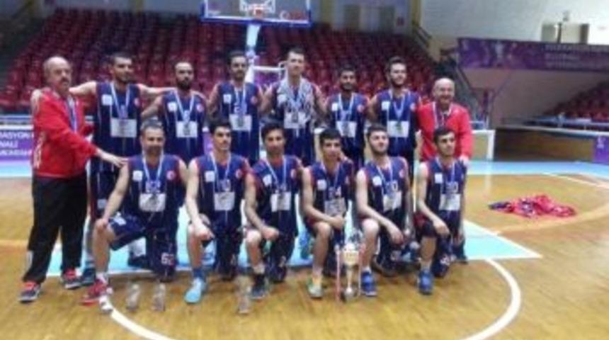 Adıyaman Belediyesi İşitme Engelliler Basketbol Takımı T&uuml;rkiye Şampiyonu Oldu