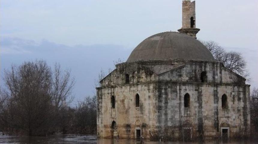 Sel Mağduru Evliya Kasımpaşa Cami&rsquo;nin Kaderi Değişiyor