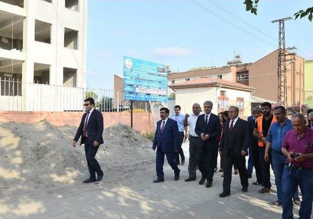 Vali Büyük, Okul Ve Okul İnşaatlarını Denetledi 1