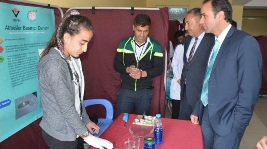 Kaymakam Erkan&rsquo;dan Bilim Fuarına Ziyaret