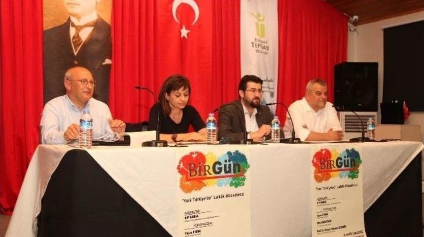 &rsquo;yeni T&uuml;rkiye&rsquo;de Laiklik M&uuml;cadelesi&rsquo; Paneli