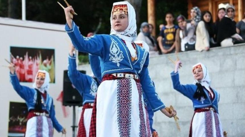 Bolu Belediyesi K&ouml;roğlu Halk Dansları Topluluğundan Muhteşem Final