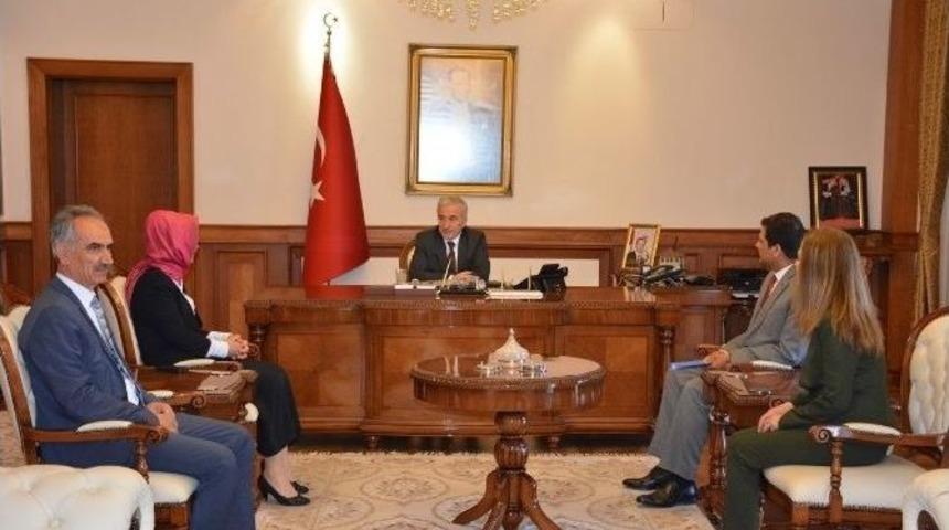 İl M&uuml;diresi Ayten Kara, Vali Kam&ccedil;ı&rsquo;yı Ziyaret Etti