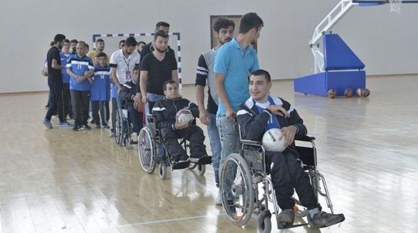Km&uuml;&rsquo;de 2. Karaman Engelliler Spor Şenlikleri D&uuml;zenlendi