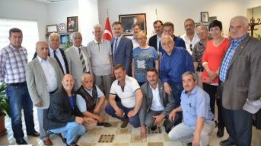 Muhtarlardan Yılmaz&rsquo;a Ge&ccedil;miş Olsun Ziyareti