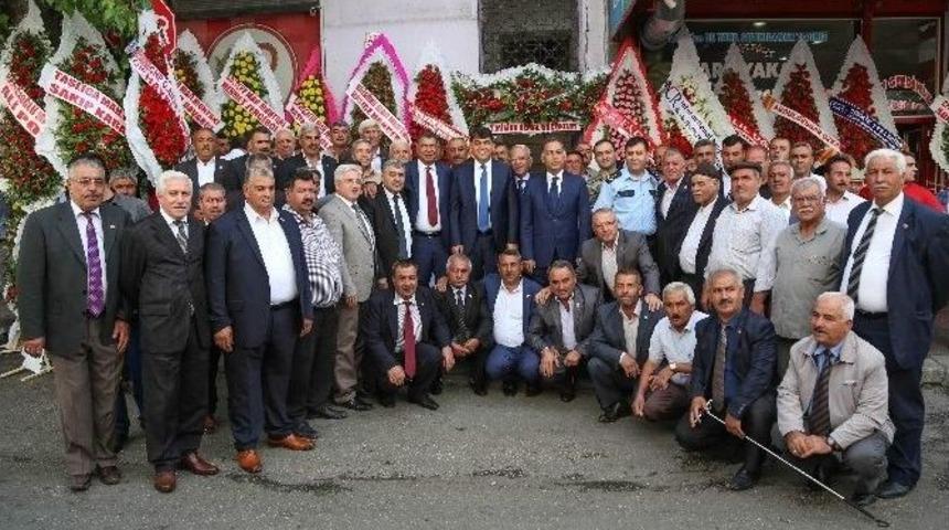 Şehitkamil Muhtarlar Derneği T&ouml;renle A&ccedil;ıldı