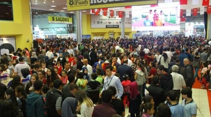 Kocaeli Kitap Fuarı Dolup Taşıyor