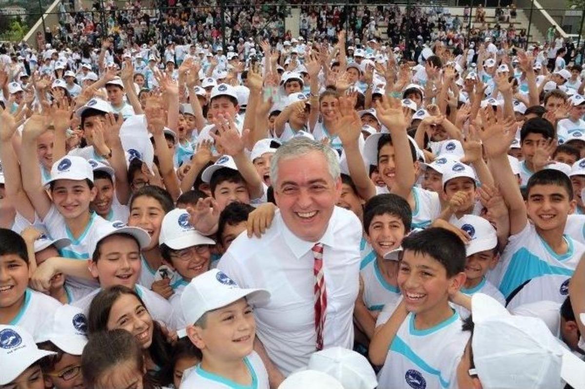 Ey&uuml;p&rsquo;te Gen&ccedil;lik Ve Fetih Ş&ouml;leni B&uuml;y&uuml;k Y&uuml;r&uuml;y&uuml;şle Başlıyor