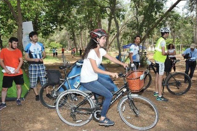 Sporcular ‘çevre’ Mesajı Vermek İçin Pedal Çevirdi