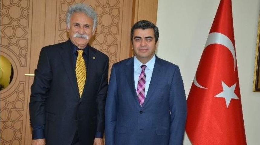Vali D&uuml;zg&uuml;n &ldquo;uygarlıklar Anadolu&rsquo;da Doğdu&rdquo; Konferansına Katıldı