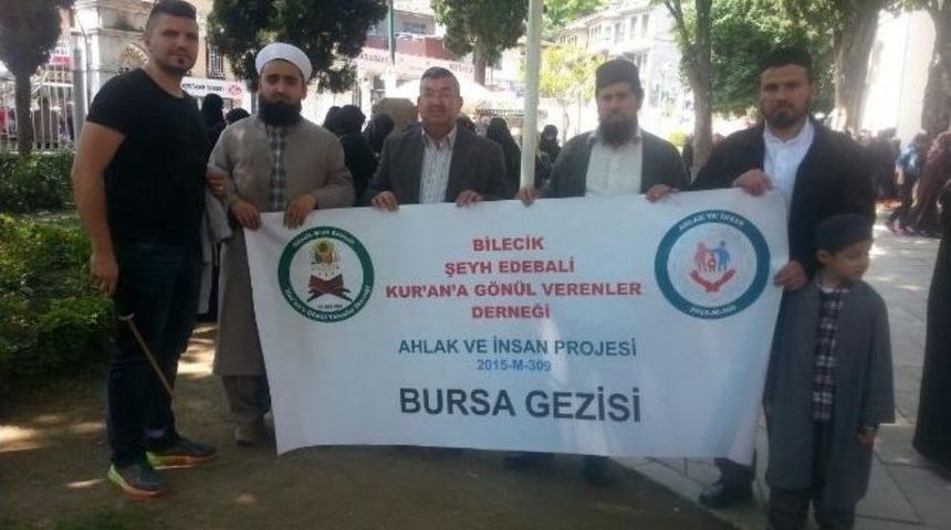 Kur&rsquo;an&rsquo;a G&ouml;n&uuml;l Verenler Derneği&rsquo;nden Bursa Gezisi