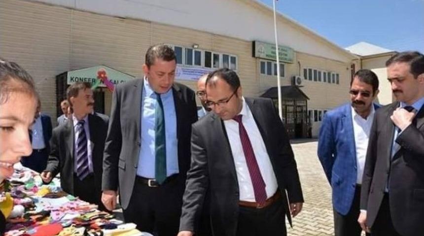 Aşkale&rsquo;de El Emeği G&ouml;z Nuru Sergisi