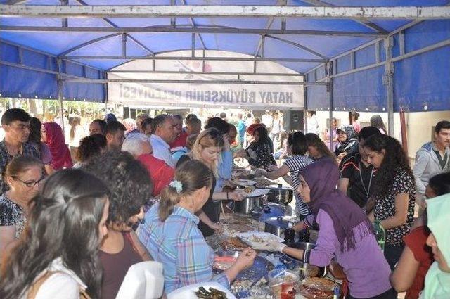 Tayfur Sökmen Anadolu Lisesi’nde Resim Sergisi Ve Kermes