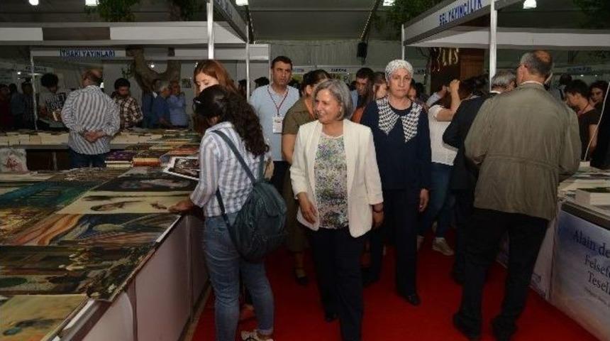 2. Amed Kitap Fuarı A&ccedil;ıldı
