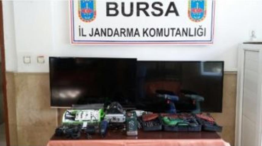 Mudanya&rsquo;da 2 Yazlık Evden Hırsızlık Yapan 3 Ş&uuml;pheli Yakalandı