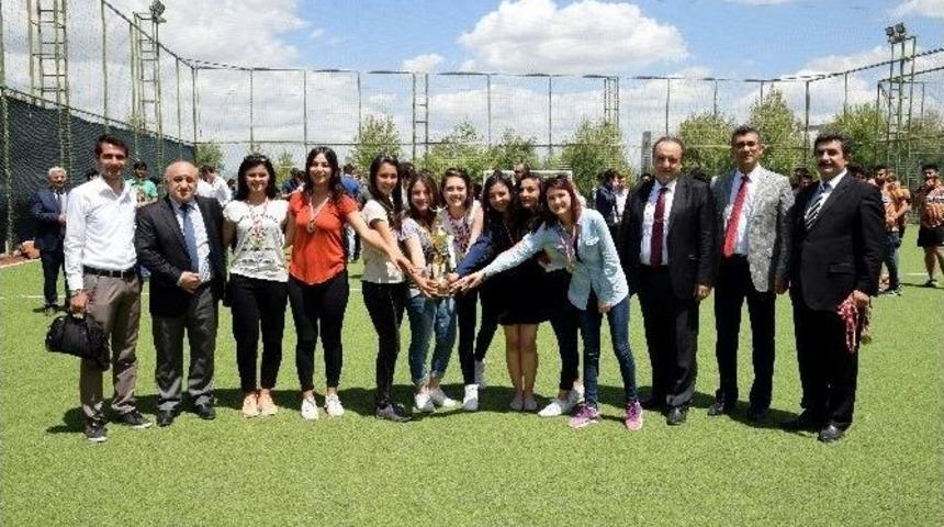 Esog&uuml; Bahar Şenlikleri Spor Etkinlikleri Sona Erdi