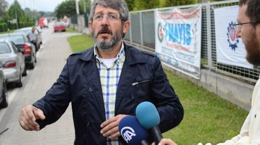 25 İş&ccedil;i Fabrika &Ouml;n&uuml;nde A&ccedil;lık Grevine Başladı