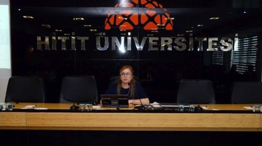 Rekt&ouml;r Kılı&ccedil; Hitit &Uuml;niversitesinde &lsquo;&uuml;niversitenin Turizme, Turizmin &Uuml;niversiteye Katkısı&rsquo; Konulu Konferans Verdi