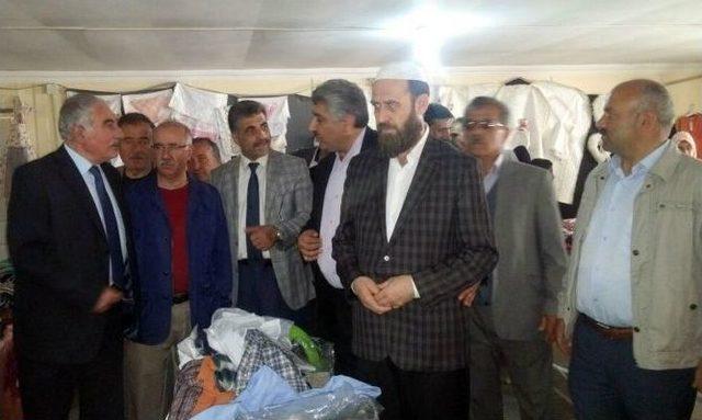 Adilcevaz’da Kermes Düzenledi