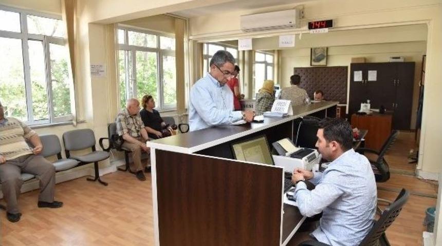 Yunusemre&rsquo;de Vezneler Hafta Sonu Da A&ccedil;ık