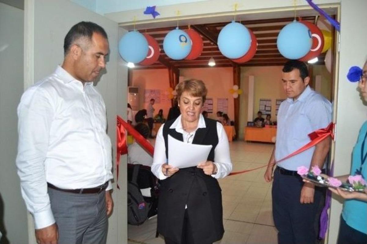 Ayvalık&rsquo;ta Bilimin Karesine Yolculuk Başladı