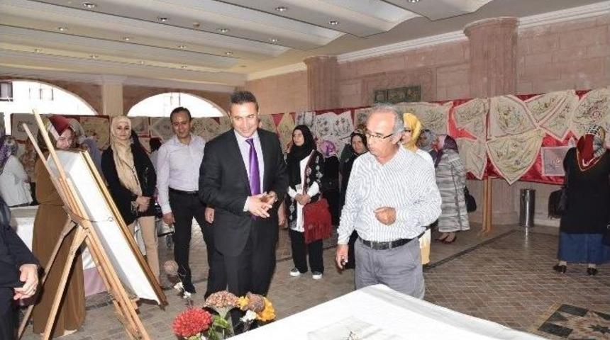 Alanya&rsquo;da &ldquo;el Nakışları Ve İpek Kozası El &Uuml;r&uuml;nleri&rdquo; Sergisi A&ccedil;ıldı