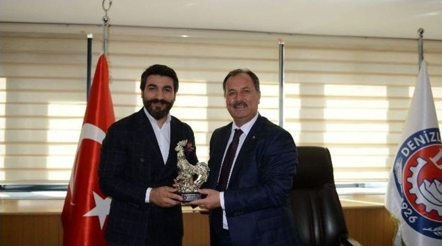 &Uuml;nl&uuml; Tasarımcı Malko&ccedil;&rsquo;tan Dto Başkanı &Ouml;zer&rsquo;e Ziyaret