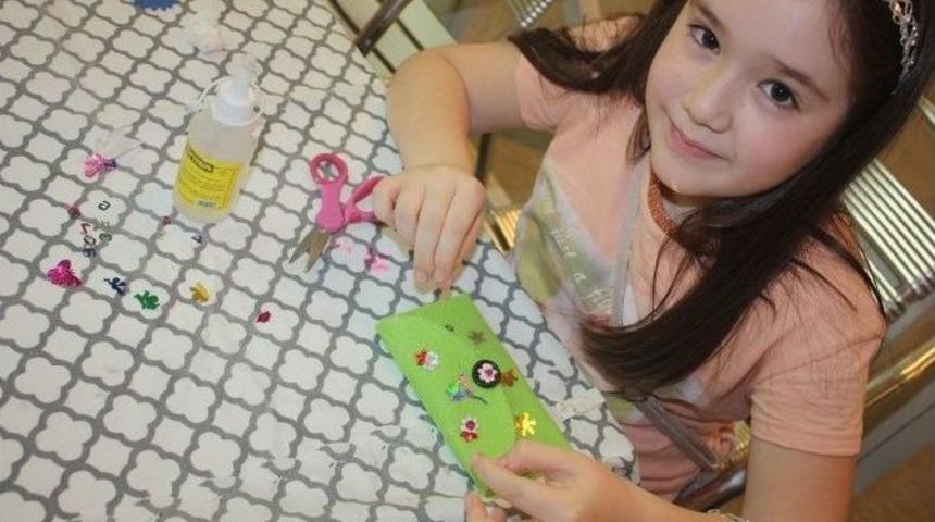 Minik Ziyaret&ccedil;iler, Ke&ccedil;eden Kendi C&uuml;zdanlarını Yaptı