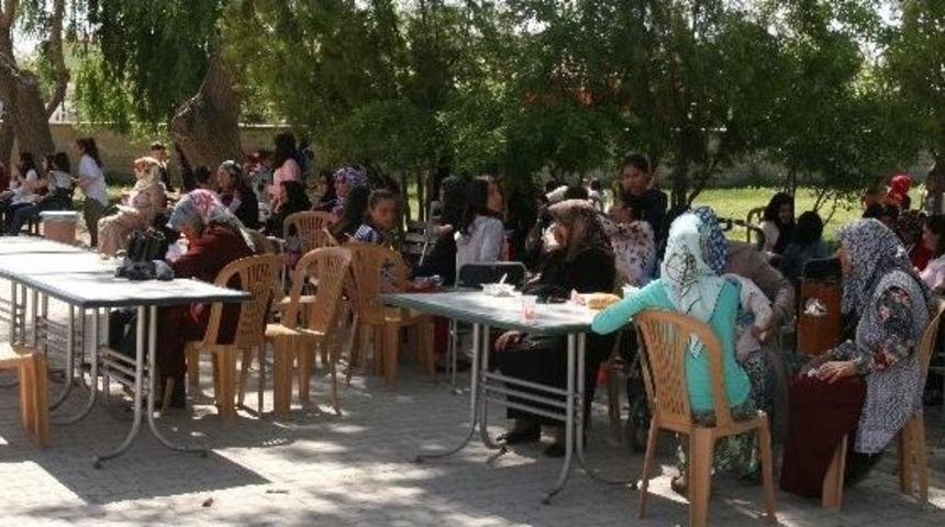 Kulu&rsquo;da Yardıma Muhta&ccedil; &Ouml;ğrenciler İ&ccedil;in Kermes