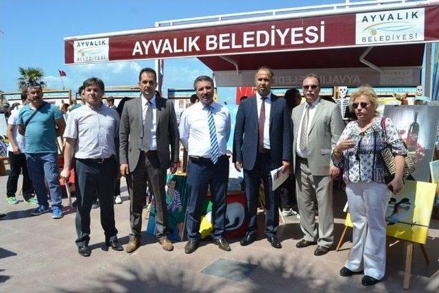 Ayvalık&rsquo;ta Gen&ccedil;lik Haftasında Lise Sergileri 1