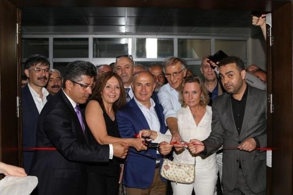 Başkan Akg&uuml;n: &ldquo;eğitim Denince Akan Sular Durur&rdquo;