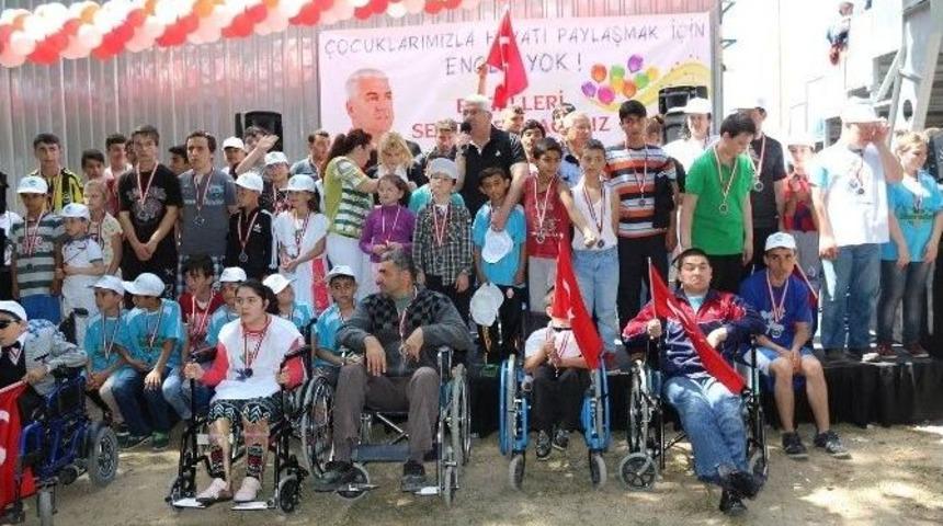 Ergene&rsquo;de Engelsiz Atletizm Yarışması Yapıldı