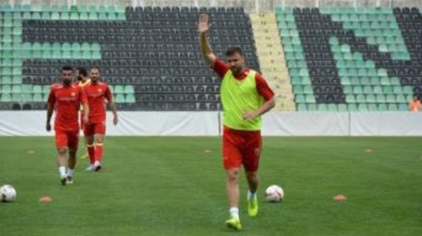 Kızılcab&ouml;l&uuml;ksporlu Futbolcudan Kendisine Saldıran Taraftara Dava