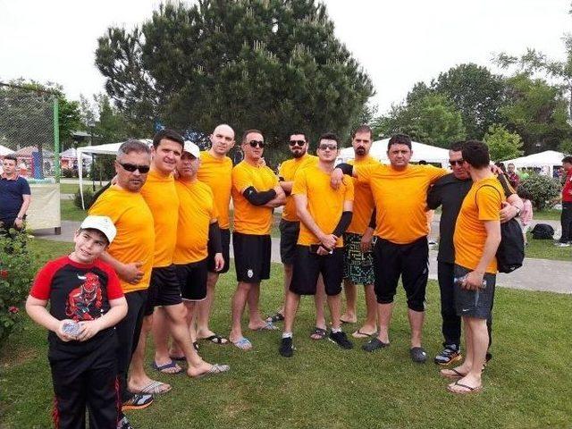 Tırtıllar&rsquo;dan Duygulandıran Hareket 2