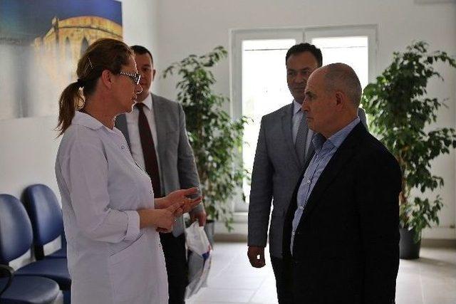 Başkan Akg&uuml;n: &ldquo;hemşirelik En Kutsal Mesleklerdendir&rdquo; 1