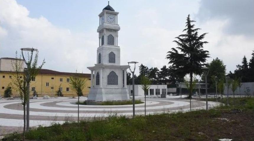 D&uuml;zce Lisesi Parkı Ağa&ccedil;landırıldı