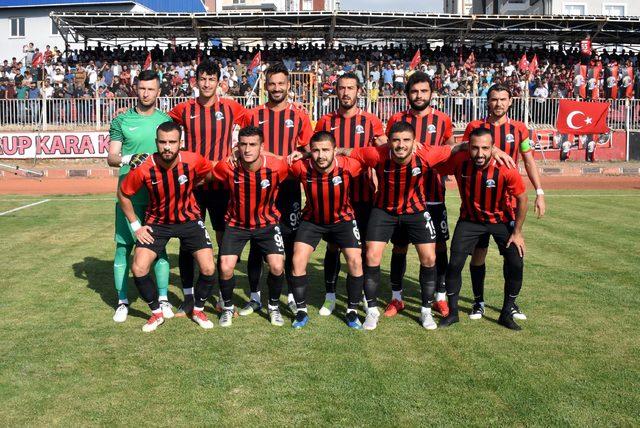 Van Büyükşehir Belediyespor - Karşıyaka: 0-0