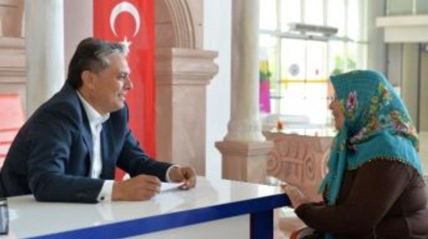 Uysal&rsquo;a, &Uuml;mm&uuml;han Nineden Tebrik