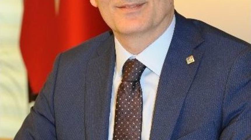 Rekt&ouml;r Yılmaz&rsquo;dan 30 Ağustos Zafer Bayramı Mesajı