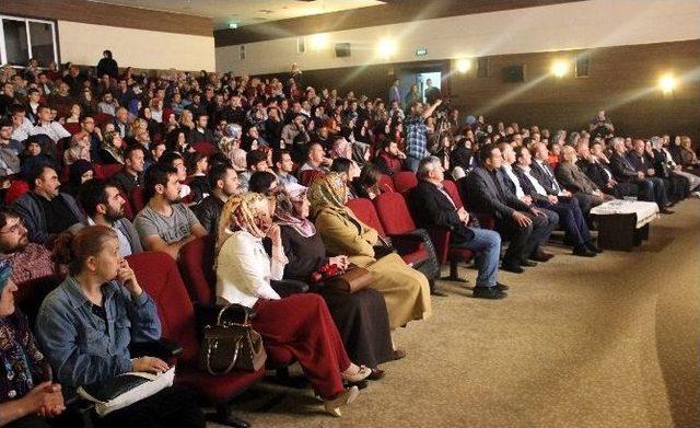 Üstad Necip Fazıl Kısakürek Kütahya’da Anıldı