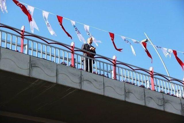 Başkan Çelik Köprülü Kavşağı Tek Başına İnceledi