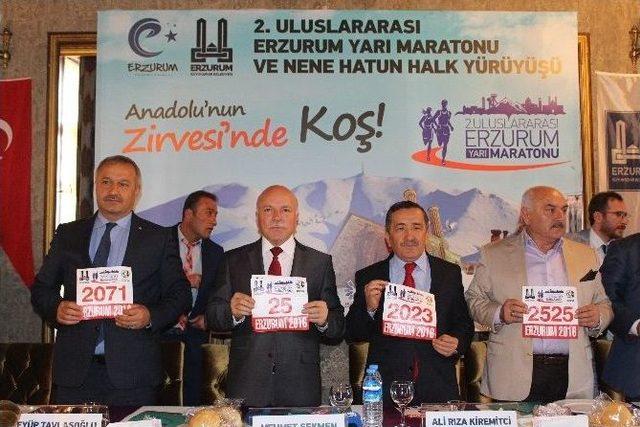 2. Uluslararası Erzurum Yarı Maratonu Ve Nene Hatun Halk Yürüyüşü