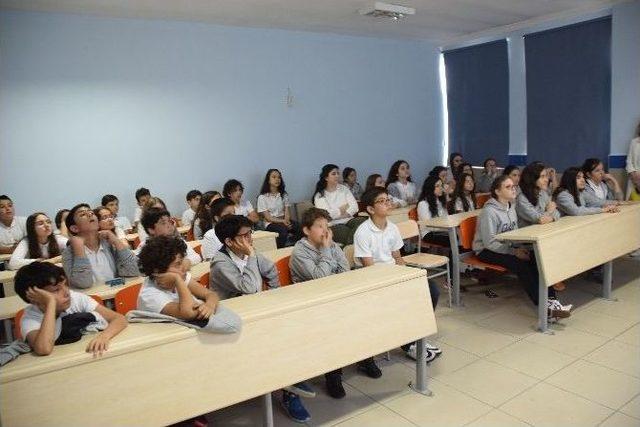 Özel Ümit’ten Öğrencilere Gelişim Semineri