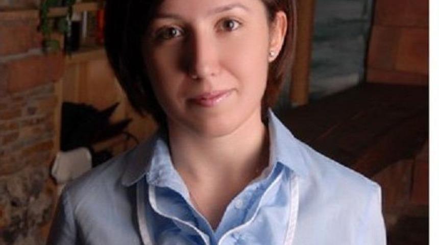 Psikolog &Ouml;zge Genlik: "ağrılarınızın Nedeni Duygularınız Olabilir"