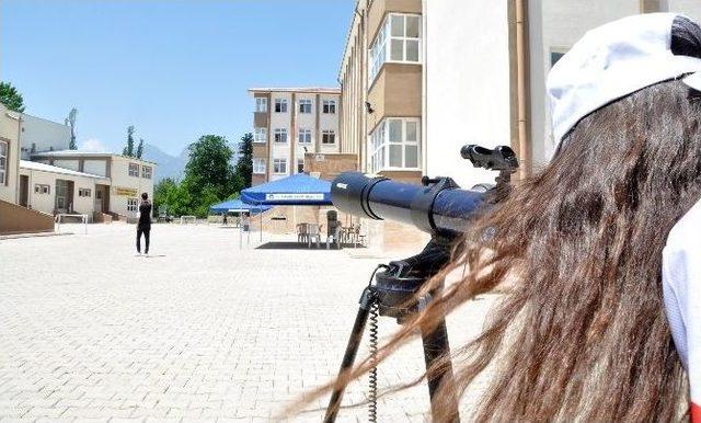 Meslek Lisesi Öğrencilerinden Örnek Uzay Üssü