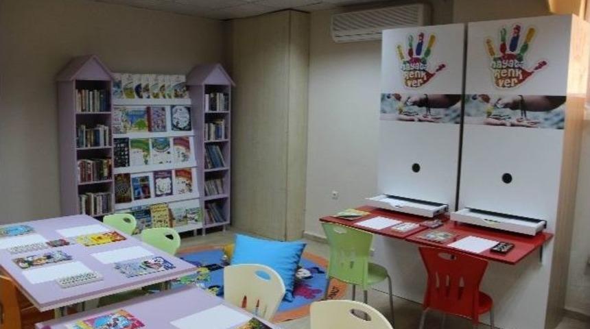D&uuml;&rsquo;de Kanser Tedavisi G&ouml;ren &Ccedil;ocuklar İ&ccedil;in K&uuml;t&uuml;phane Ve Oyun Alanı Oluşturuldu