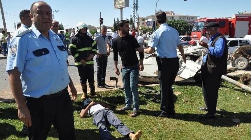 Gaziantep&rsquo;te Zincirleme Kaza: 1 &Ouml;l&uuml;, 1 Ağır Yaralı