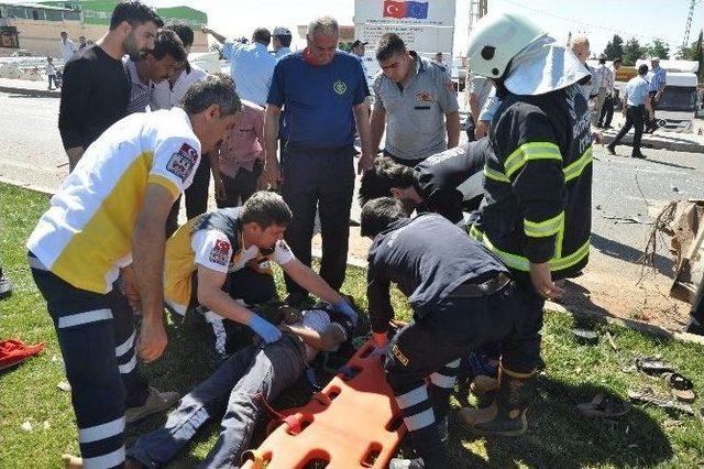 Gaziantep’te Zincirleme Kaza: 1 Ölü, 1 Ağır Yaralı